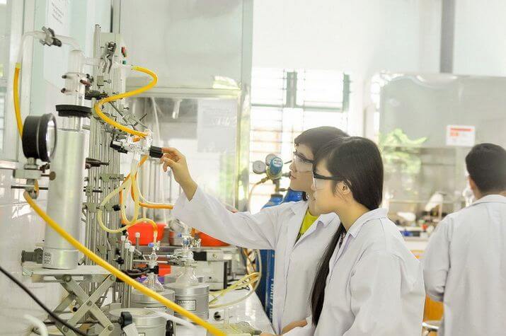 Ngành công nghệ kỹ thuật hóa học là học gì Ngành công nghệ kỹ thuật hóa học là học gì
